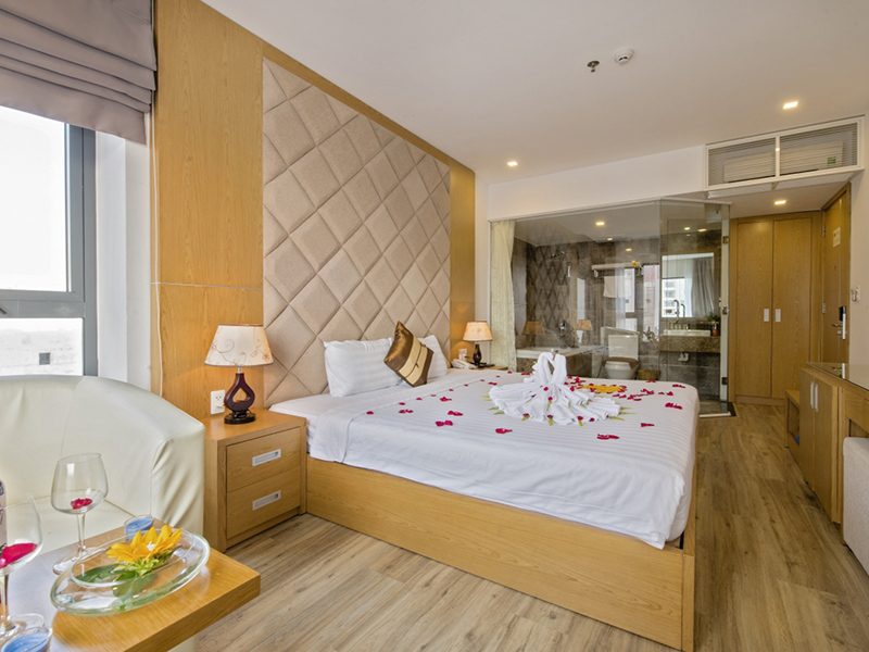 Là một trong top 10 Công ty du lịch uy tín nhất miền Trung, cùng với lịch sử hơn 12 năm phát triển không ngừng, Nam Á Đông Travel đã khẳng định vững chắc vị trí về chất lượng dịch vụ và hiệu quả kinh doanh trên thị trường du lịch trong nước